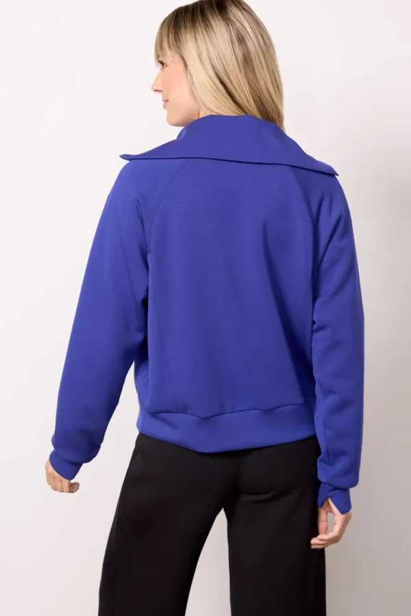 AirEssentials Half Zip