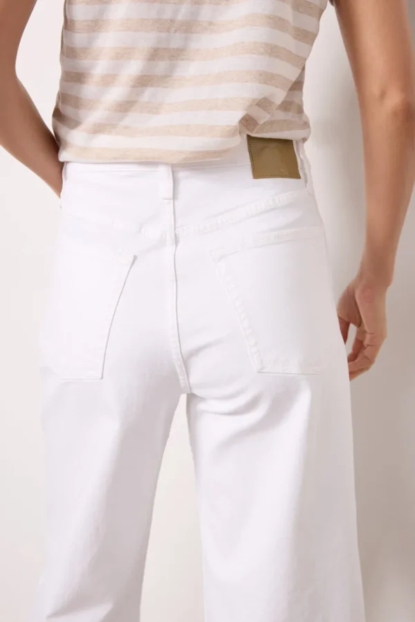 Andi w Cuff