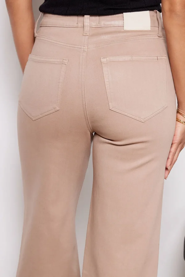 Coated Anessa