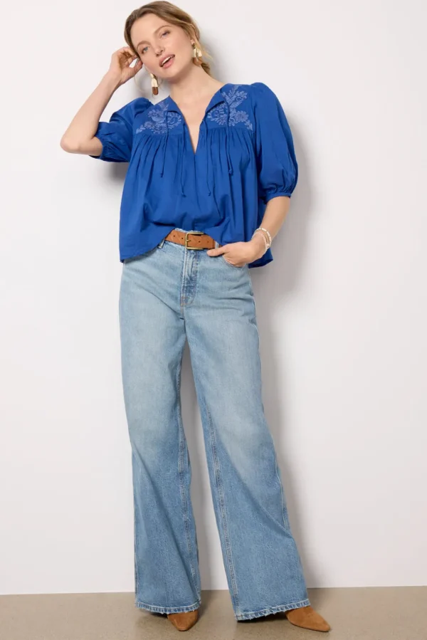 Embroidered Puff Isla Top
