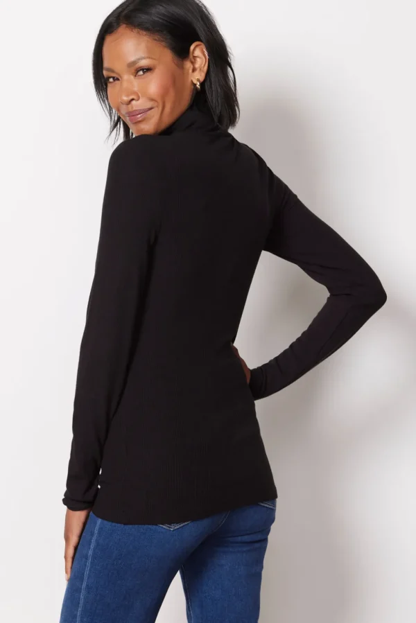 Essential Turtleneck