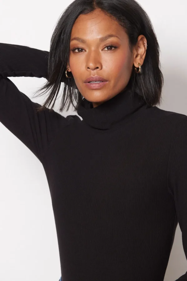 Essential Turtleneck