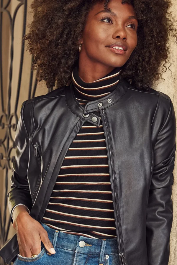 Essential Turtleneck