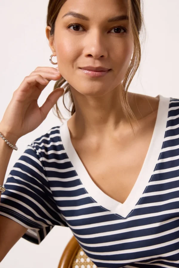 Girlfriend V Neck Tee