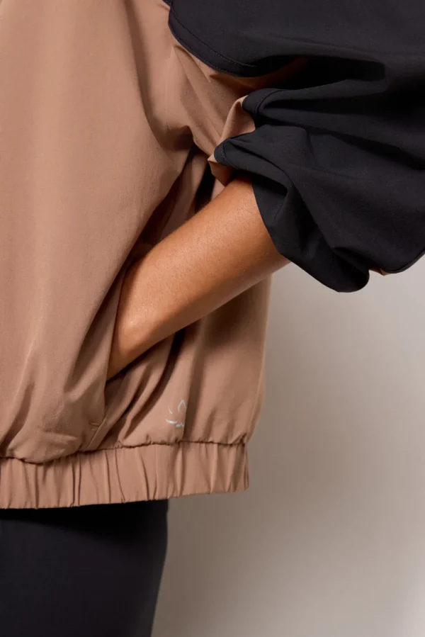 Go Retro Colorblock Jacket