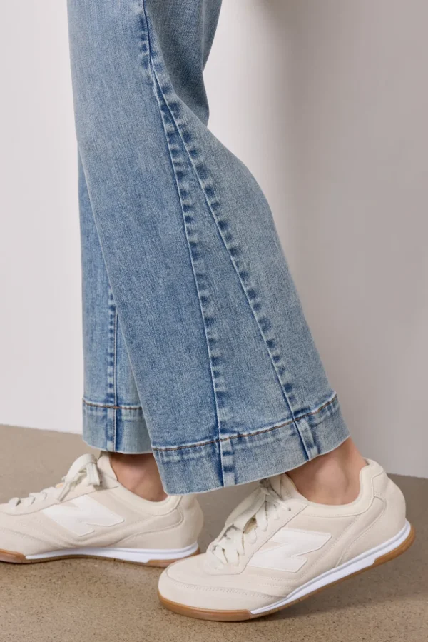 Kelsey Wide Hem
