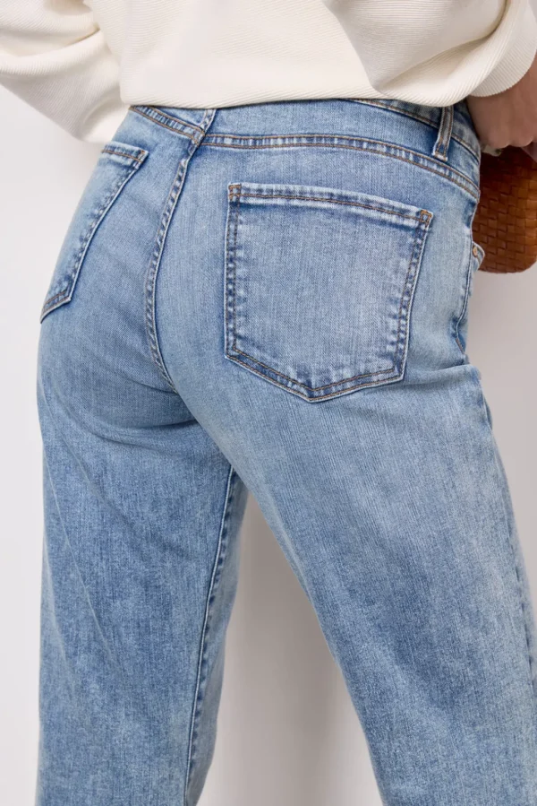 Kelsey Wide Hem