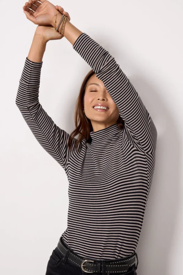 Kody Stripe Turtleneck