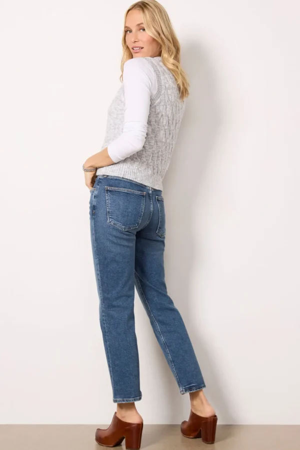 Kye Mid Rise Straight Crop