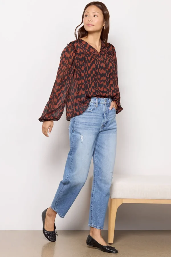 Leo Blouse