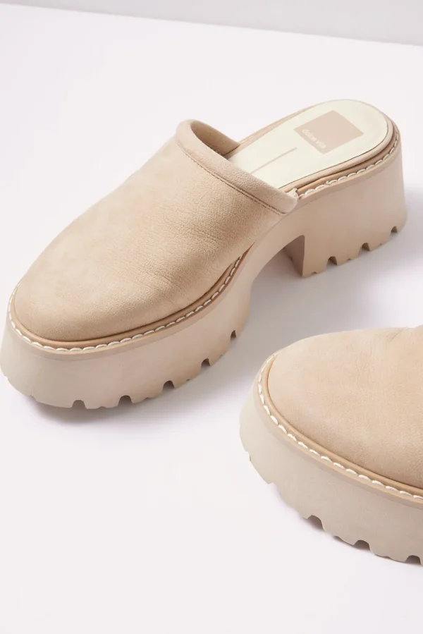 Leora Clog
