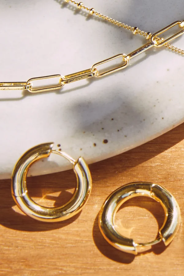 Lou Hoops