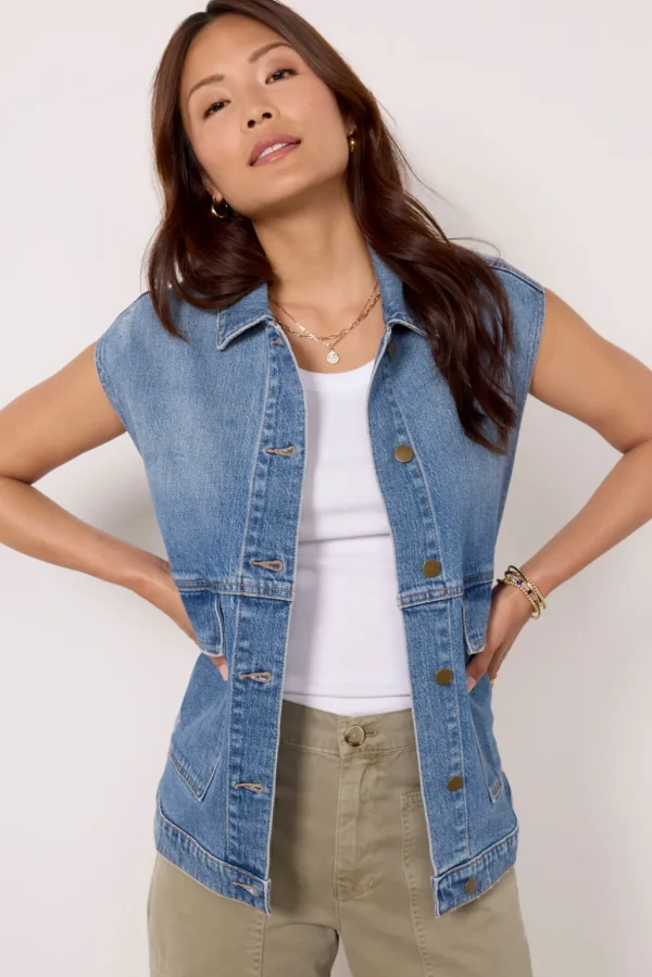 Luka Vest