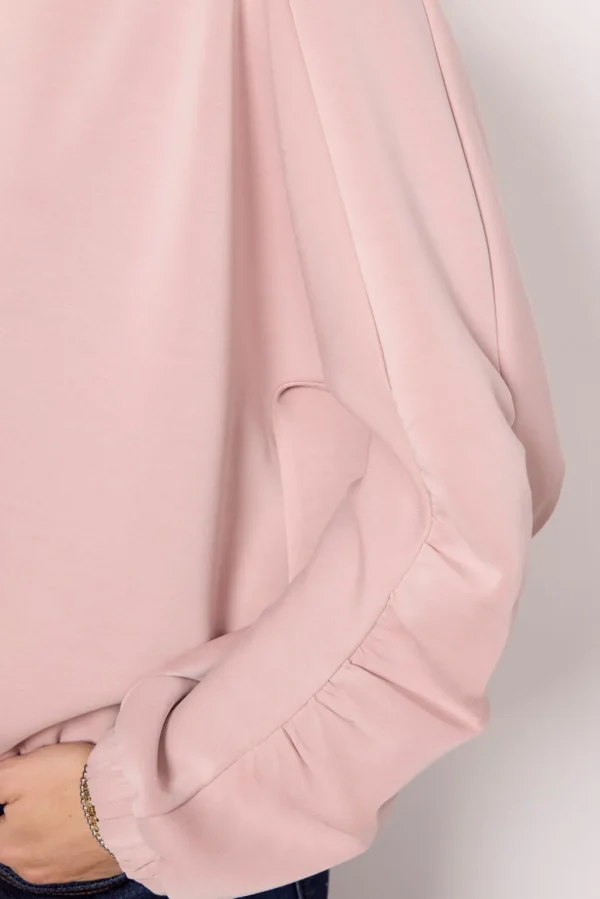 Mariana Sleek Pullover