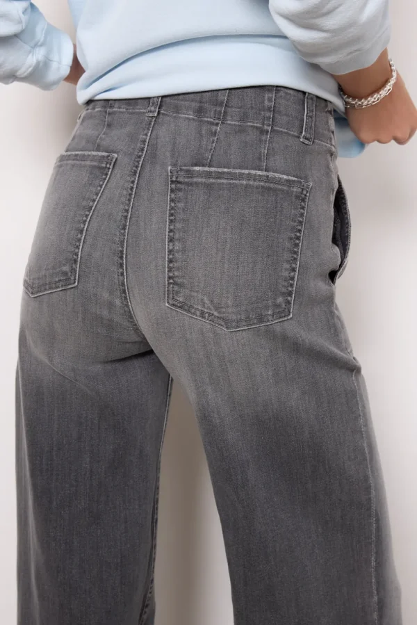 Meg Utility w Raw Hem