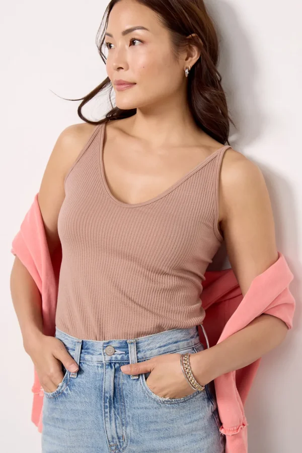 Nina Seamless V-Neck Tank