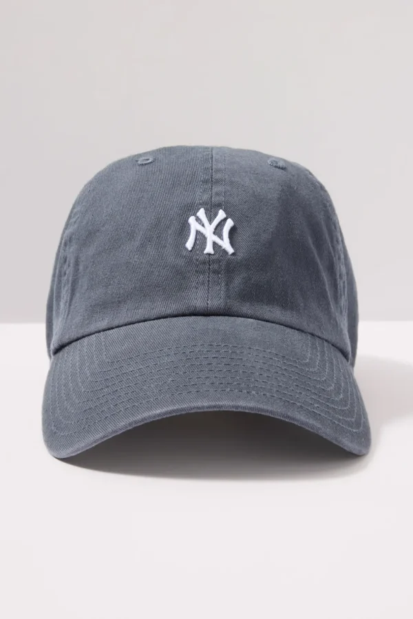 NY Base Runner Baseball Hat
