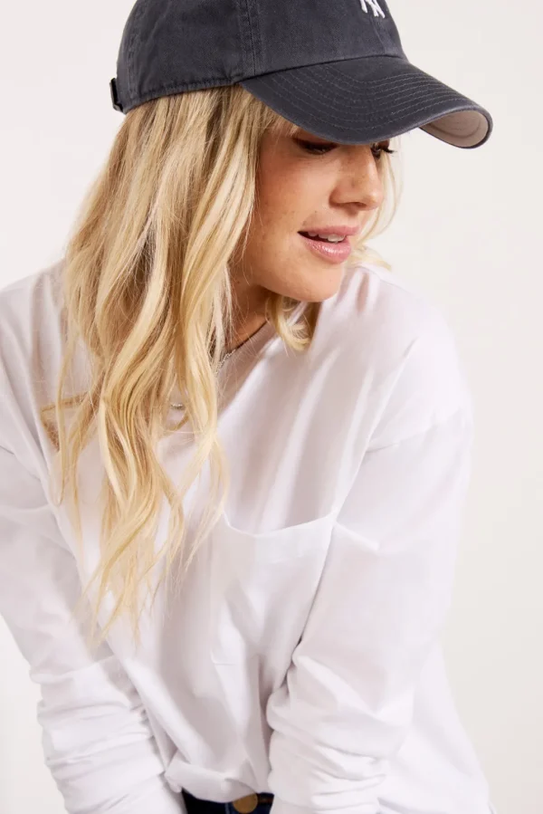 NY Base Runner Baseball Hat