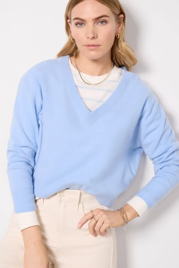 Raxow V-Neck Sweater