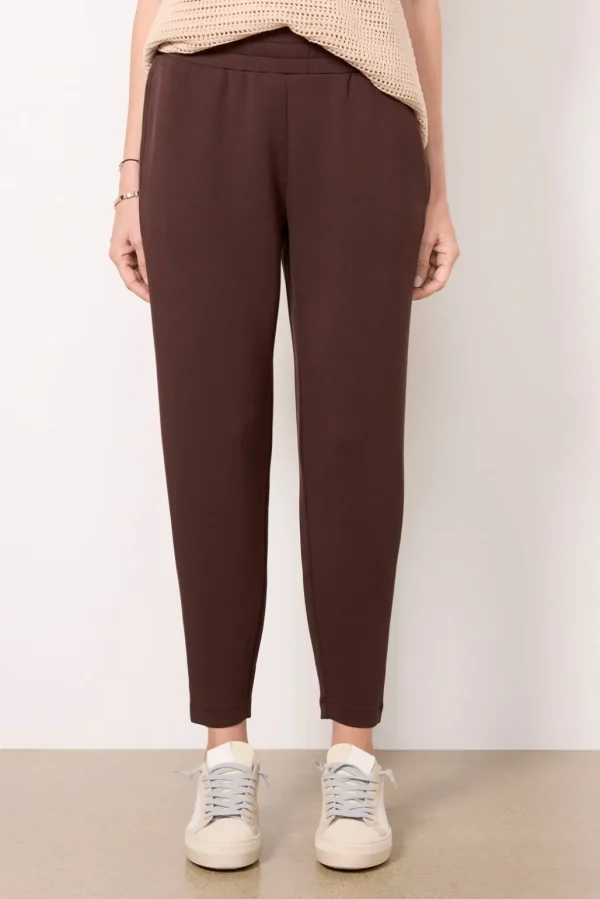 The Slim Pant 25