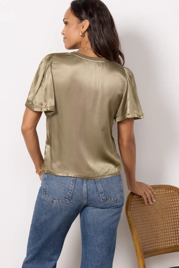 Toni Flutter Sleeve Tee